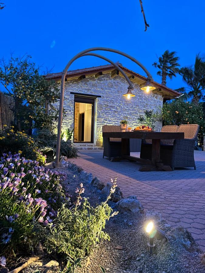 Villa Aspasia With Private Jacuzzi - Oasis Resort Kokkinos Pirgos Exteriér fotografie