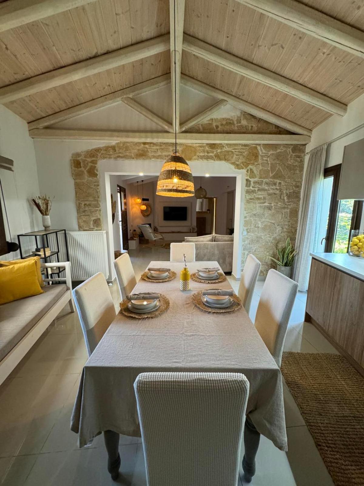 Villa Aspasia With Private Jacuzzi - Oasis Resort Kokkinos Pirgos Exteriér fotografie